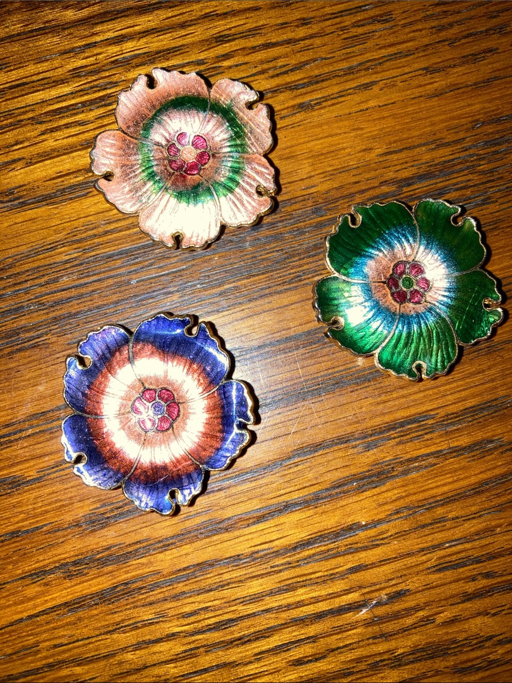 NONY New York Vintage Floral “Cloisonné” look Enamel Button Cover Set of 3